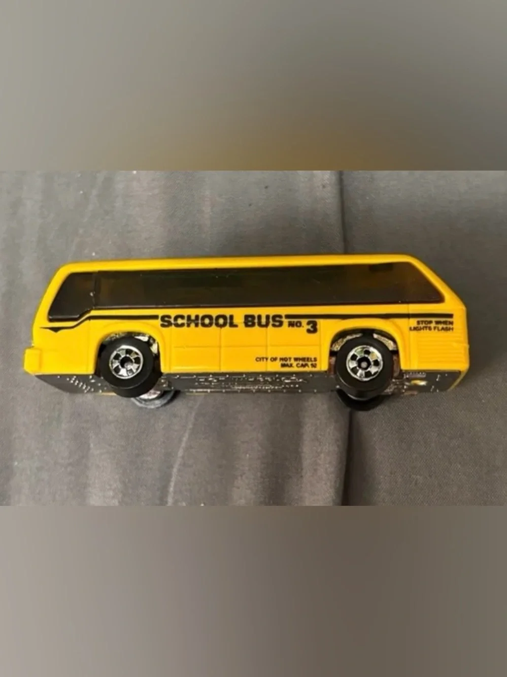 Vintage 1981 Yellow Rapid City of Hot Wheels Transit School Bus tinted windows